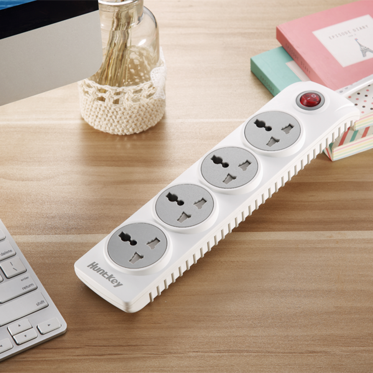 Huntkey SZN401 4 ports EU plug Power Strip 1.8M